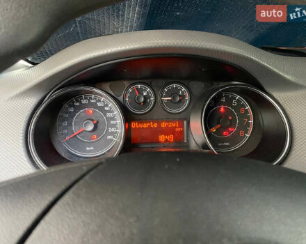 Фиат Браво, объемом двигателя 1.37 л и пробегом 243 тыс. км за 5200 $, фото 4 на Automoto.ua