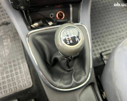 Серый Фиат Браво, объемом двигателя 1.9 л и пробегом 194 тыс. км за 4890 $, фото 23 на Automoto.ua