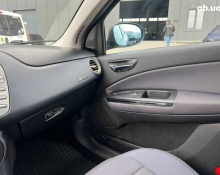 Серый Фиат Браво, объемом двигателя 1.9 л и пробегом 194 тыс. км за 4890 $, фото 24 на Automoto.ua