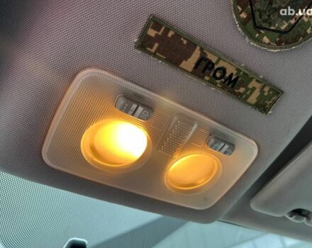 Серый Фиат Браво, объемом двигателя 1.9 л и пробегом 194 тыс. км за 4890 $, фото 25 на Automoto.ua