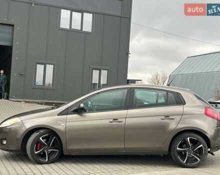 Серый Фиат Браво, объемом двигателя 1.9 л и пробегом 194 тыс. км за 4890 $, фото 3 на Automoto.ua