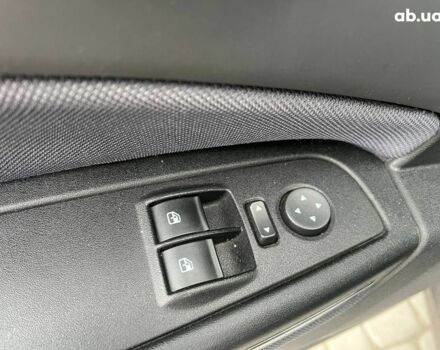 Серый Фиат Браво, объемом двигателя 1.9 л и пробегом 194 тыс. км за 4890 $, фото 15 на Automoto.ua