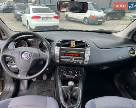 Серый Фиат Браво, объемом двигателя 1.9 л и пробегом 194 тыс. км за 4890 $, фото 28 на Automoto.ua