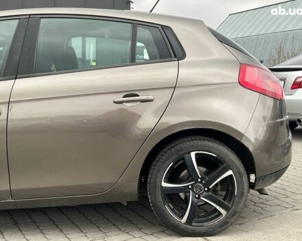 Серый Фиат Браво, объемом двигателя 1.9 л и пробегом 194 тыс. км за 4890 $, фото 4 на Automoto.ua