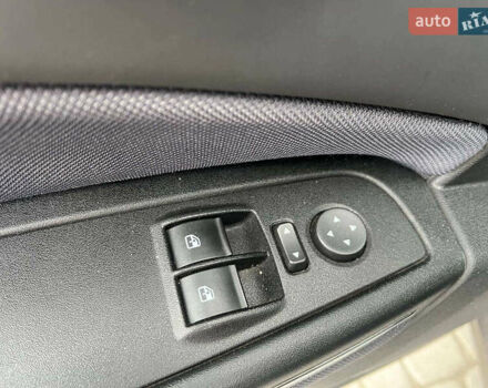 Серый Фиат Браво, объемом двигателя 1.9 л и пробегом 194 тыс. км за 4890 $, фото 15 на Automoto.ua