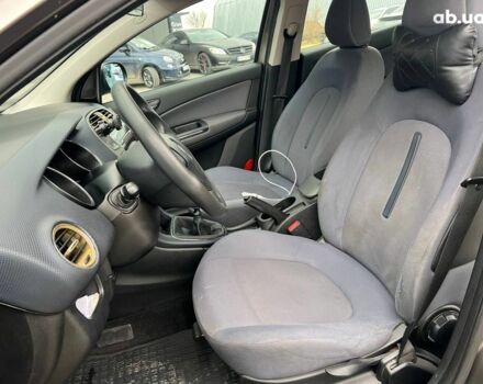 Серый Фиат Браво, объемом двигателя 1.9 л и пробегом 194 тыс. км за 4890 $, фото 27 на Automoto.ua