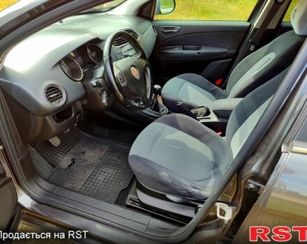 Серый Фиат Браво, объемом двигателя 1.6 л и пробегом 203 тыс. км за 5700 $, фото 5 на Automoto.ua