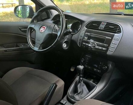 Сірий Фіат Браво, об'ємом двигуна 1.4 л та пробігом 294 тис. км за 4790 $, фото 25 на Automoto.ua
