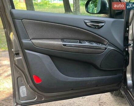 Сірий Фіат Браво, об'ємом двигуна 1.4 л та пробігом 294 тис. км за 4790 $, фото 19 на Automoto.ua