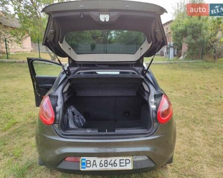 Фиат Браво 2009 в Золотоноше на Automoto.ua Серый Фиат Браво, объемом двигателя 1.6 л и пробегом 229 тыс. км за 4950 $, фото 7 на Automoto.ua