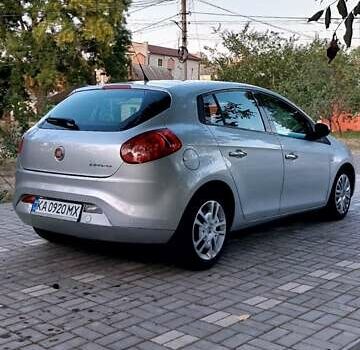 Серый Фиат Браво, объемом двигателя 1.6 л и пробегом 248 тыс. км за 6900 $, фото 1 на Automoto.ua