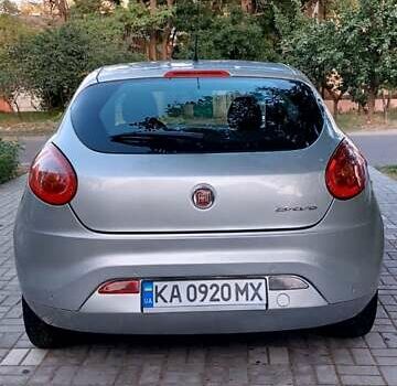 Серый Фиат Браво, объемом двигателя 1.6 л и пробегом 248 тыс. км за 6900 $, фото 3 на Automoto.ua