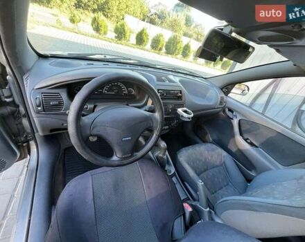 Серый Фиат Браво, объемом двигателя 1.6 л и пробегом 255 тыс. км за 2500 $, фото 1 на Automoto.ua