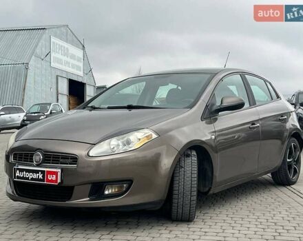 Серый Фиат Браво, объемом двигателя 1.9 л и пробегом 194 тыс. км за 4890 $, фото 1 на Automoto.ua