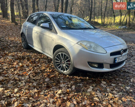 Сірий Фіат Браво, об'ємом двигуна 1.4 л та пробігом 141 тис. км за 4200 $, фото 1 на Automoto.ua