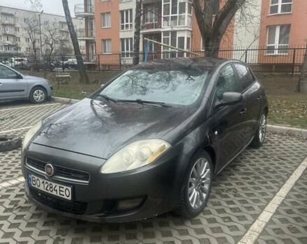 Серый Фиат Браво, объемом двигателя 1.9 л и пробегом 200 тыс. км за 4500 $, фото 1 на Automoto.ua