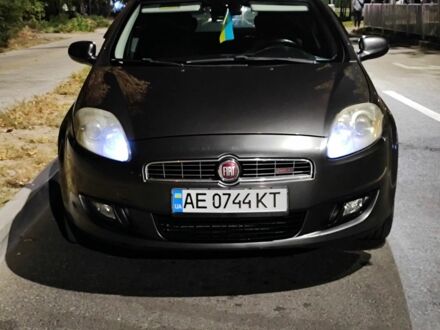 Фиат Браво 2008 в Днепре (Днепропетровске) на Automoto.ua Серый Фиат Браво, объемом двигателя 1.4 л и пробегом 300 тыс. км за 5700 $, фото 1 на Automoto.ua