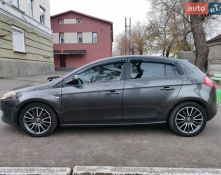 Сірий Фіат Браво, об'ємом двигуна 1.4 л та пробігом 400 тис. км за 5555 $, фото 1 на Automoto.ua