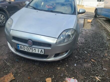 Фіат Браво 2008 у Ужгороді на Automoto.ua Сірий Фіат Браво, об'ємом двигуна 1.6 л та пробігом 380 тис. км за 3800 $, фото 1 на Automoto.ua
