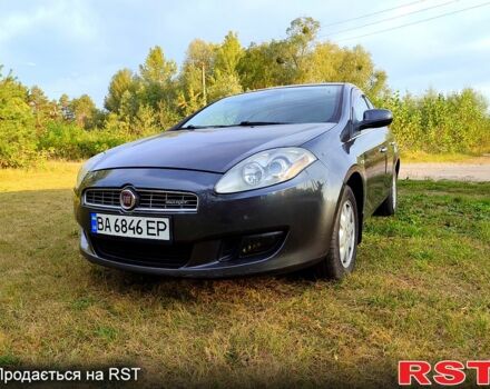 Серый Фиат Браво, объемом двигателя 1.6 л и пробегом 203 тыс. км за 5700 $, фото 1 на Automoto.ua