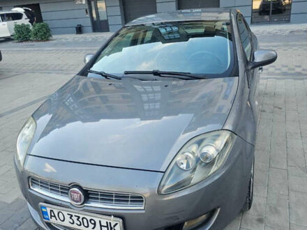 Фіат Браво 2011 у Ужгороді на Automoto.ua Сірий Фіат Браво, об'ємом двигуна 1.6 л та пробігом 210 тис. км за 5000 $, фото 1 на Automoto.ua