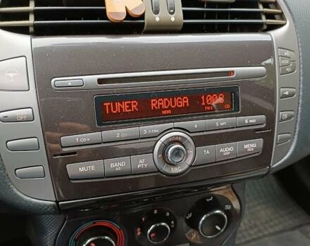 Фиат Браво 2007 в Ровно на Automoto.ua Синий Фиат Браво, объемом двигателя 1.91 л и пробегом 320 тыс. км за 5100 $, фото 4 на Automoto.ua