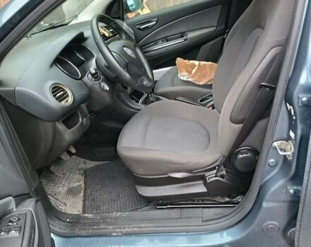 Фиат Браво 2007 в Ровно на Automoto.ua Синий Фиат Браво, объемом двигателя 1.91 л и пробегом 320 тыс. км за 5100 $, фото 5 на Automoto.ua