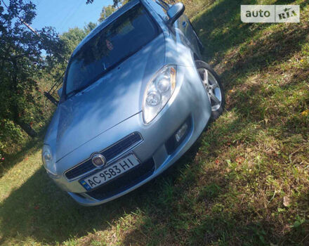 Синій Фіат Браво, об'ємом двигуна 1.37 л та пробігом 315 тис. км за 4500 $, фото 1 на Automoto.ua