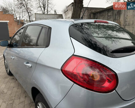 Синий Фиат Браво, объемом двигателя 1.37 л и пробегом 161 тыс. км за 3950 $, фото 11 на Automoto.ua