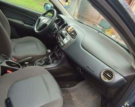 Фиат Браво 2007 в Ровно на Automoto.ua Синий Фиат Браво, объемом двигателя 1.91 л и пробегом 320 тыс. км за 5100 $, фото 6 на Automoto.ua