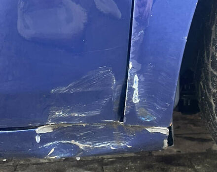 Синий Фиат Браво, объемом двигателя 1.6 л и пробегом 287 тыс. км за 3500 $, фото 5 на Automoto.ua