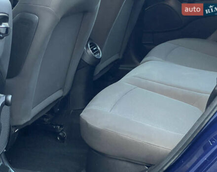 Синий Фиат Браво, объемом двигателя 1.6 л и пробегом 287 тыс. км за 4350 $, фото 93 на Automoto.ua