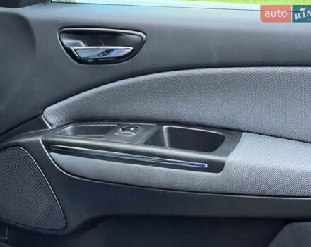 Синий Фиат Браво, объемом двигателя 1.6 л и пробегом 287 тыс. км за 4350 $, фото 78 на Automoto.ua