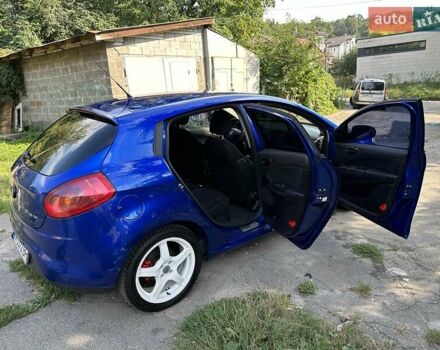 Синій Фіат Браво, об'ємом двигуна 1.37 л та пробігом 213 тис. км за 6200 $, фото 5 на Automoto.ua