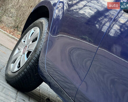 Синий Фиат Браво, объемом двигателя 1.6 л и пробегом 287 тыс. км за 4350 $, фото 16 на Automoto.ua