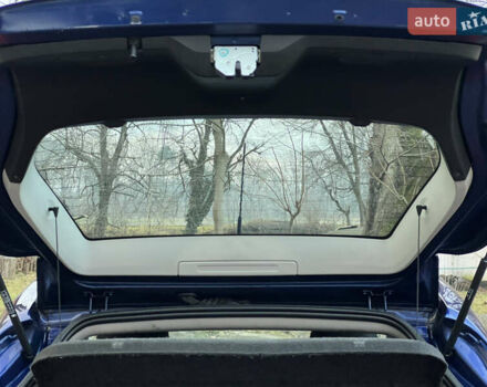 Синий Фиат Браво, объемом двигателя 1.6 л и пробегом 287 тыс. км за 4350 $, фото 103 на Automoto.ua