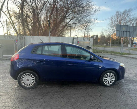 Синий Фиат Браво, объемом двигателя 1.6 л и пробегом 287 тыс. км за 3500 $, фото 6 на Automoto.ua