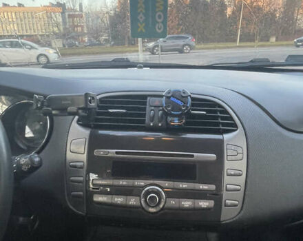 Синий Фиат Браво, объемом двигателя 1.6 л и пробегом 287 тыс. км за 3500 $, фото 9 на Automoto.ua