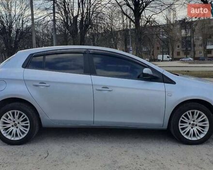 Синій Фіат Браво, об'ємом двигуна 1.37 л та пробігом 265 тис. км за 4900 $, фото 9 на Automoto.ua
