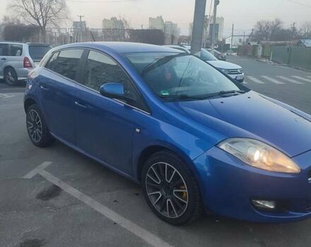Синий Фиат Браво, объемом двигателя 2 л и пробегом 273 тыс. км за 5400 $, фото 1 на Automoto.ua