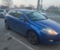 Синий Фиат Браво, объемом двигателя 2 л и пробегом 273 тыс. км за 5400 $, фото 1 на Automoto.ua