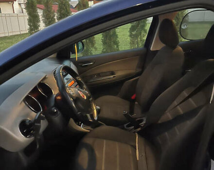 Синий Фиат Браво, объемом двигателя 1.6 л и пробегом 236 тыс. км за 4800 $, фото 10 на Automoto.ua