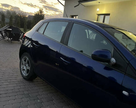 Синий Фиат Браво, объемом двигателя 1.6 л и пробегом 236 тыс. км за 4800 $, фото 6 на Automoto.ua