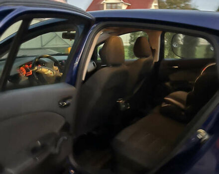 Синий Фиат Браво, объемом двигателя 1.6 л и пробегом 236 тыс. км за 4800 $, фото 7 на Automoto.ua