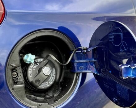 Синий Фиат Браво, объемом двигателя 1.4 л и пробегом 200 тыс. км за 4900 $, фото 5 на Automoto.ua