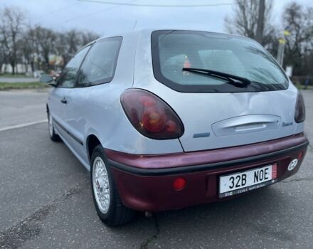 Синий Фиат Браво, объемом двигателя 1.2 л и пробегом 190 тыс. км за 1200 $, фото 7 на Automoto.ua