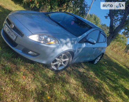 Синій Фіат Браво, об'ємом двигуна 1.37 л та пробігом 315 тис. км за 4500 $, фото 1 на Automoto.ua