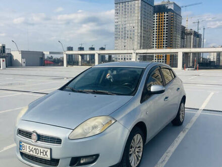 Синій Фіат Браво, об'ємом двигуна 1.4 л та пробігом 294 тис. км за 4400 $, фото 1 на Automoto.ua