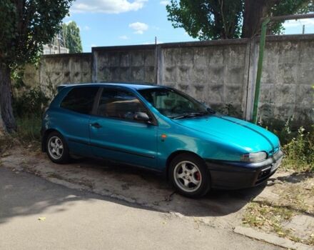 Зелений Фіат Браво, об'ємом двигуна 1.4 л та пробігом 360 тис. км за 1300 $, фото 1 на Automoto.ua