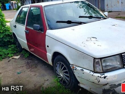 Білий Фіат Croma, об'ємом двигуна 2 л та пробігом 270 тис. км за 450 $, фото 1 на Automoto.ua